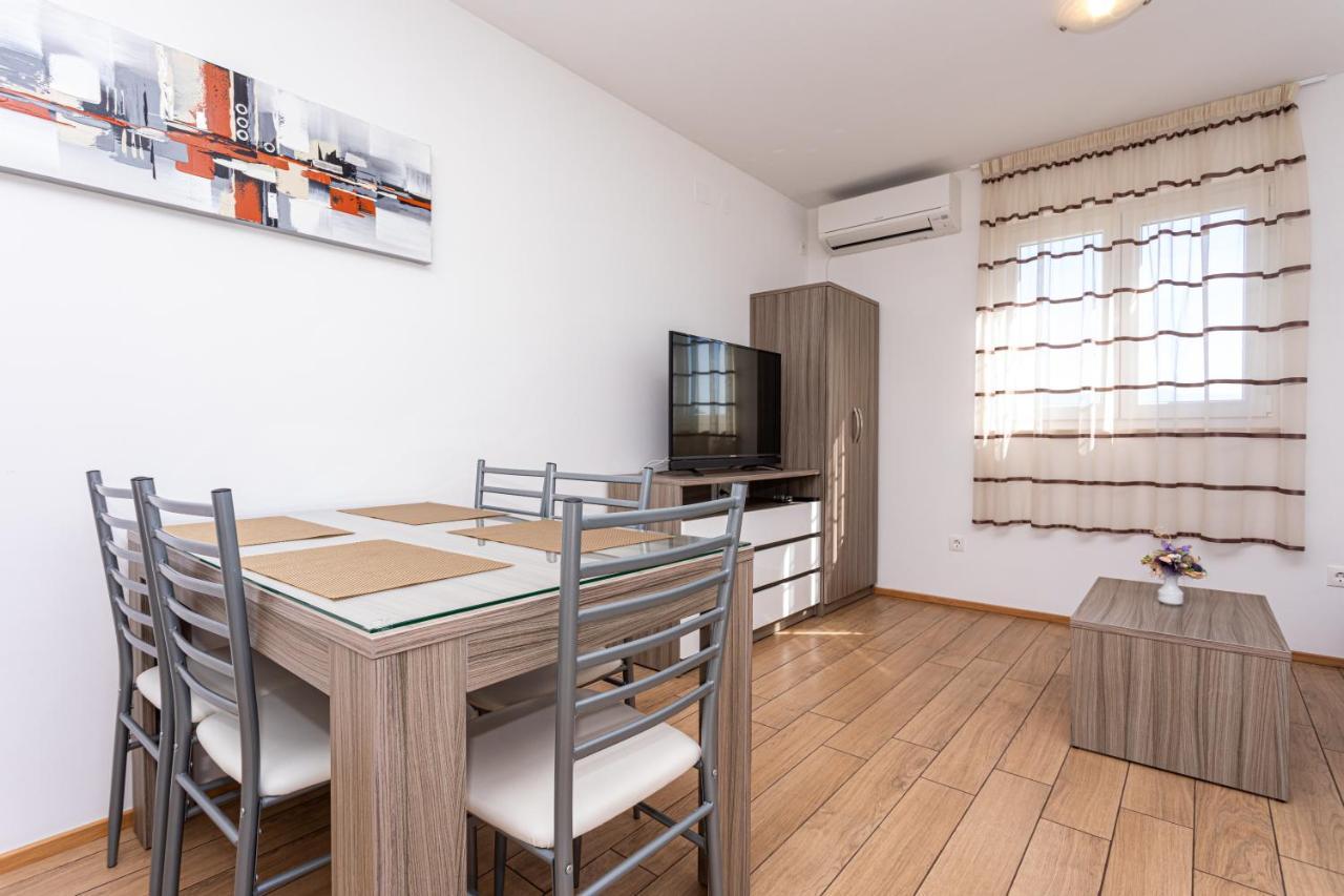 Apartments Crnekovic Tomislava 8 Baška Exteriér fotografie