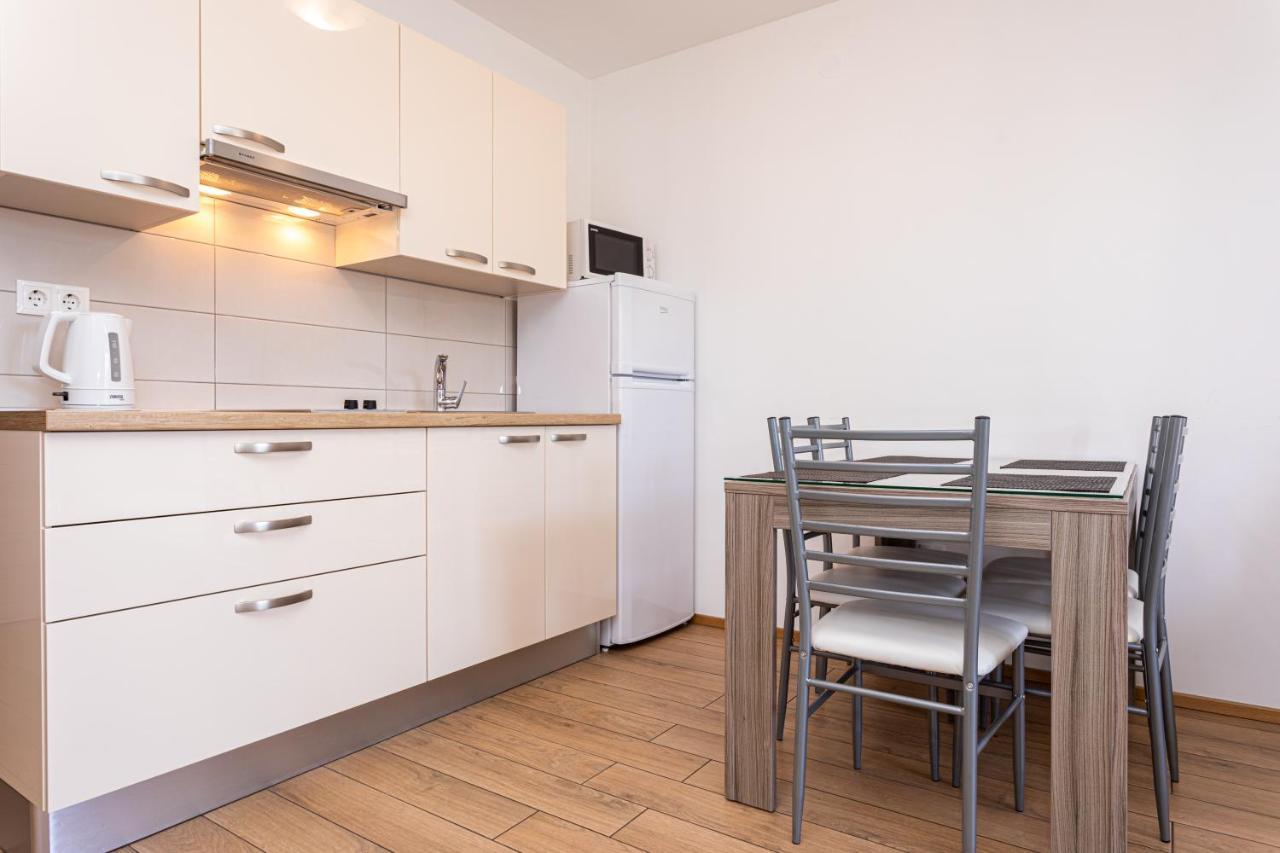 Apartments Crnekovic Tomislava 8 Baška Exteriér fotografie