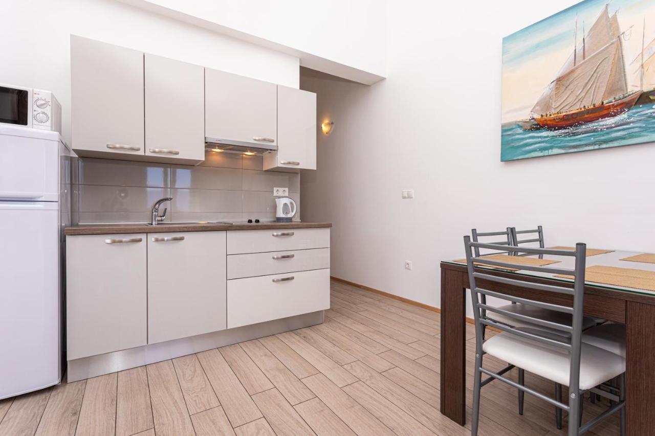 Apartments Crnekovic Tomislava 8 Baška Exteriér fotografie