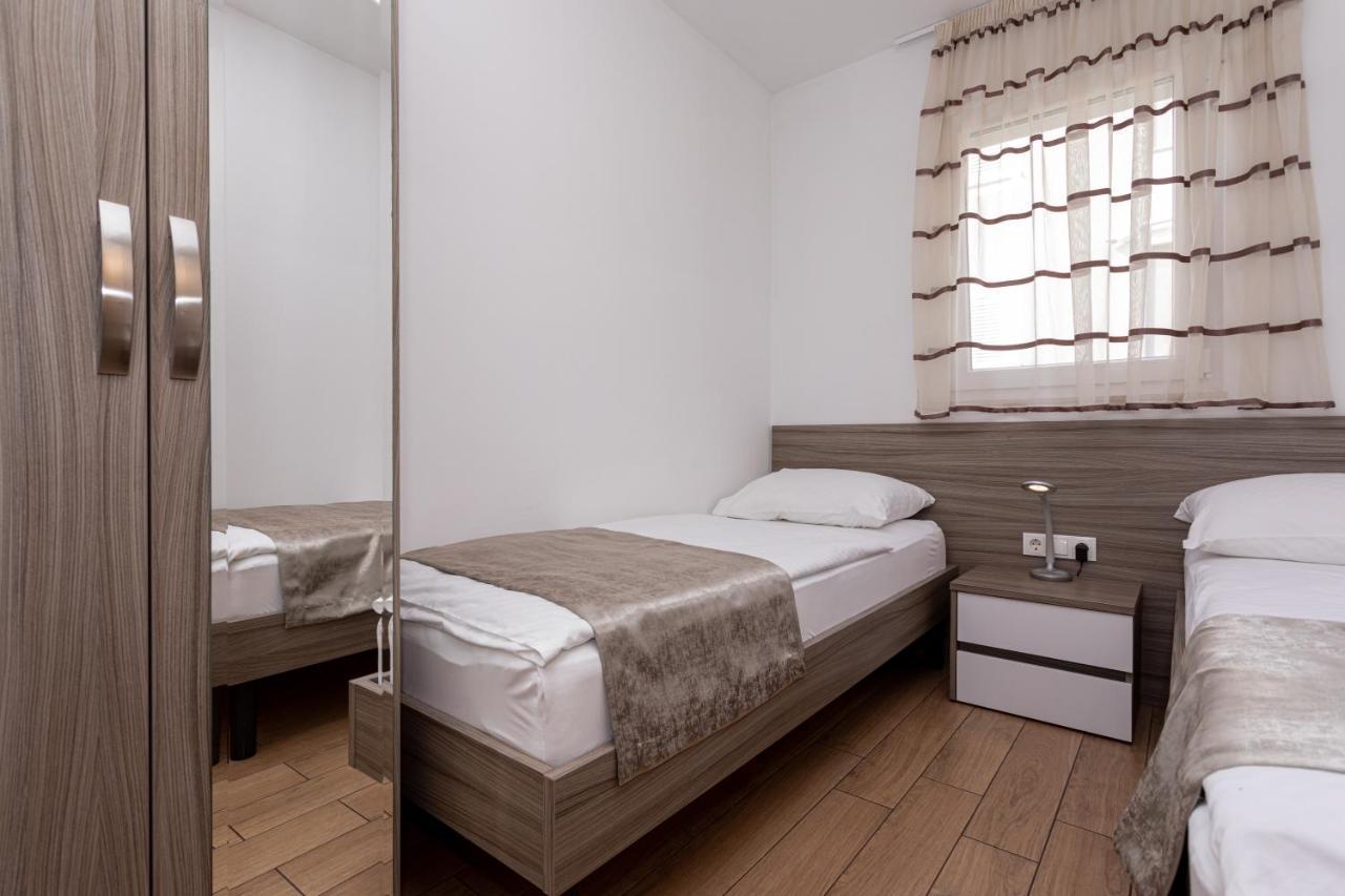 Apartments Crnekovic Tomislava 8 Baška Exteriér fotografie