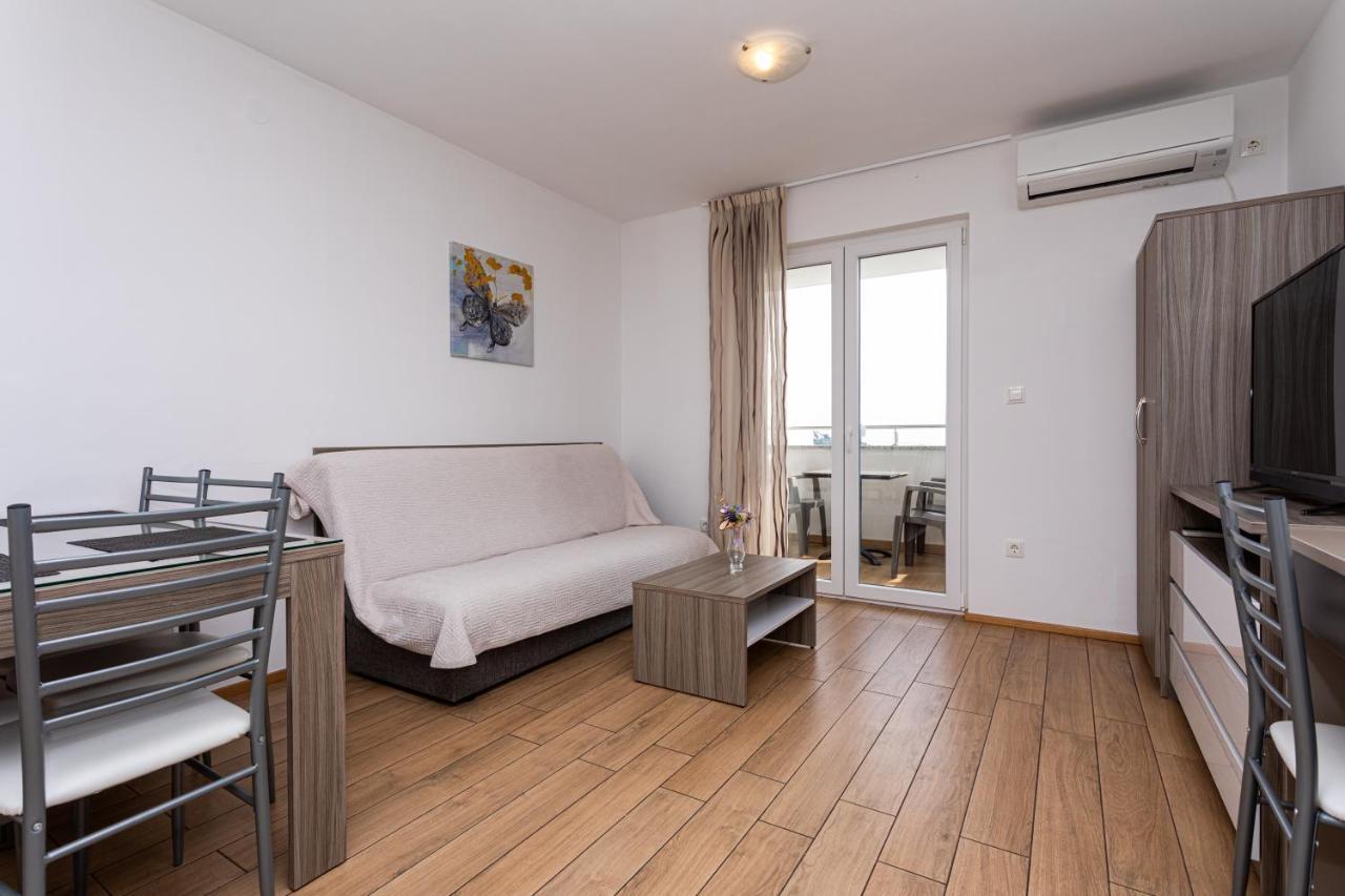 Apartments Crnekovic Tomislava 8 Baška Exteriér fotografie