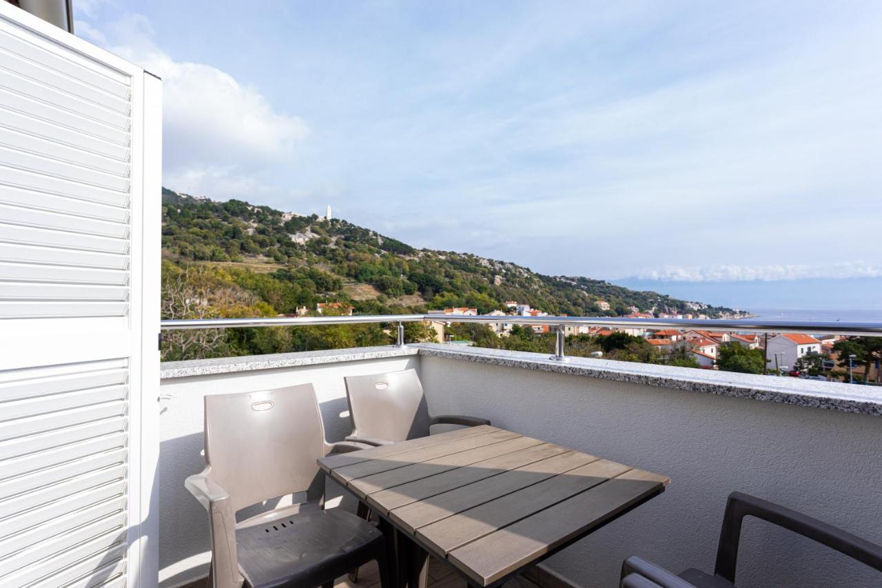 Apartments Crnekovic Tomislava 8 Baška Exteriér fotografie